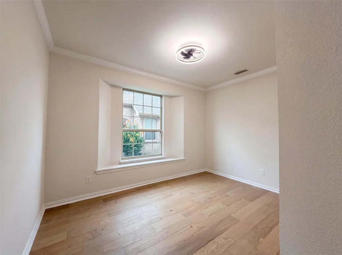 Photo of 1421 Caruth Lane