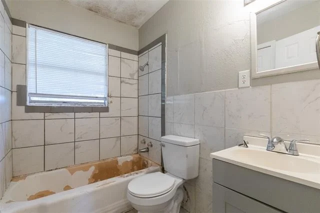 Photo of 2310 Minter Lane