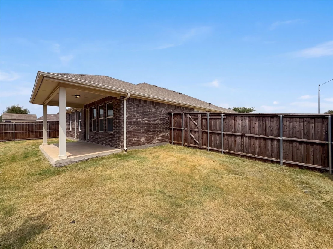 Photo of 8956 Devonshire Drive