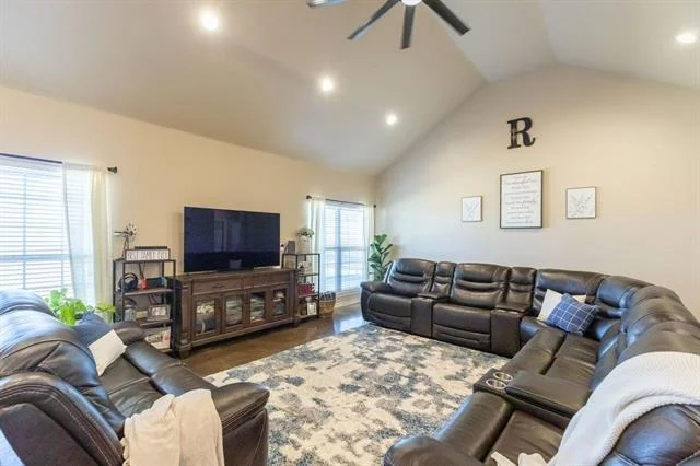 Photo of 524 Avenue Q