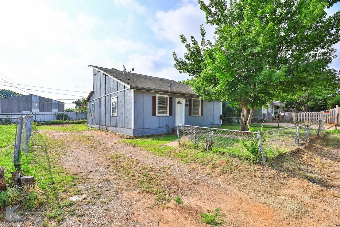Photo of 177 Maxwell Drive