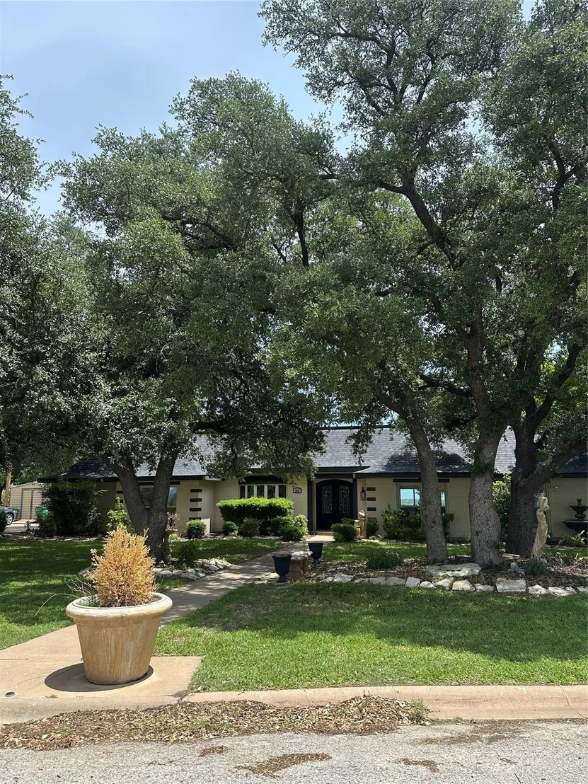 Photo of 505 High Road