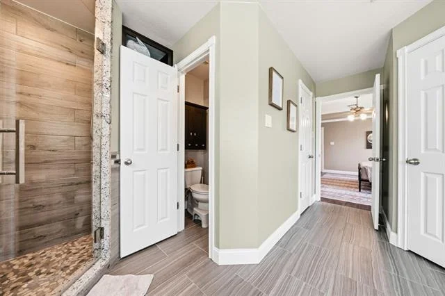 Photo of 100 Twisted Oak Lane