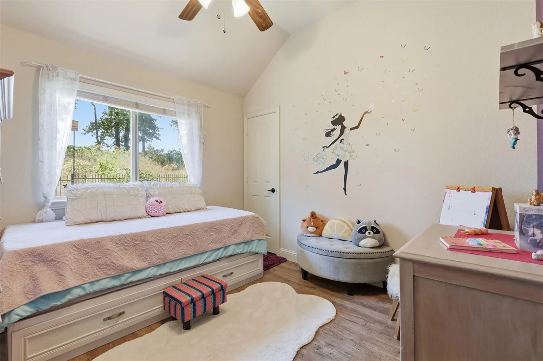 Photo of 1216 Barberry Drive