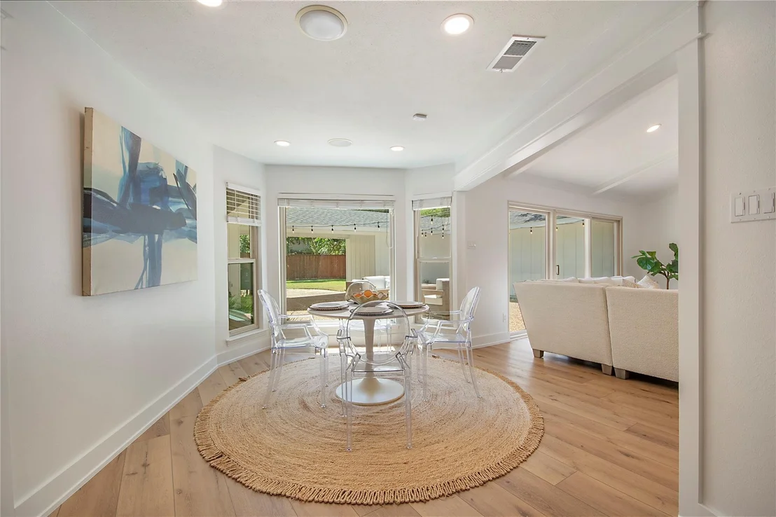 Photo of 1049 Forest Grove Drive