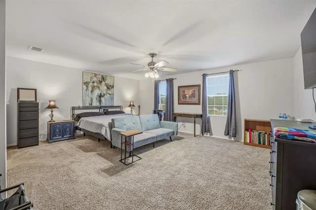 Photo of 16617 Woodside Drive