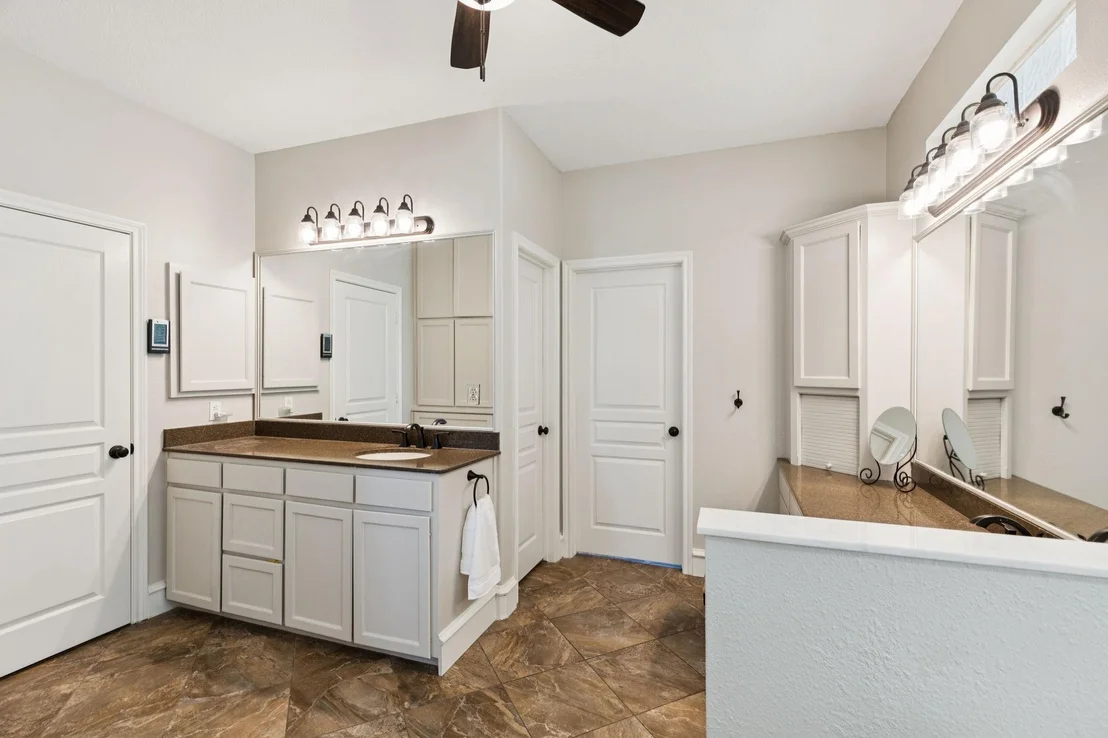 Photo of 4879 Geren Trail