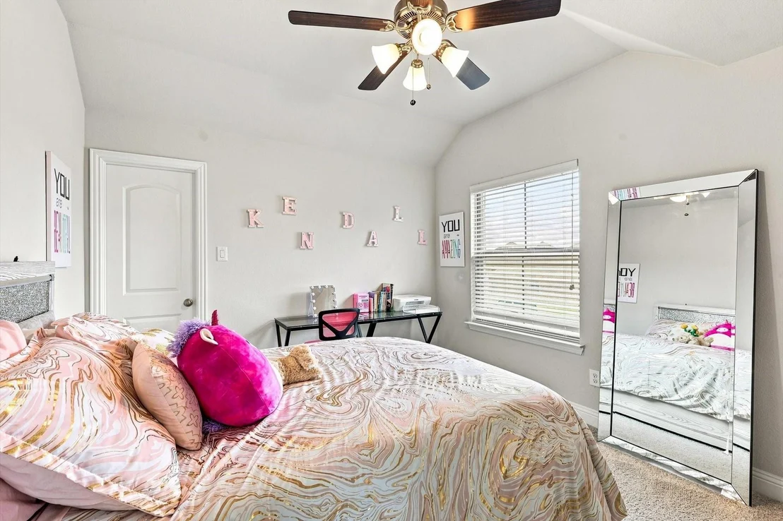 Photo of 401 Llano Lane