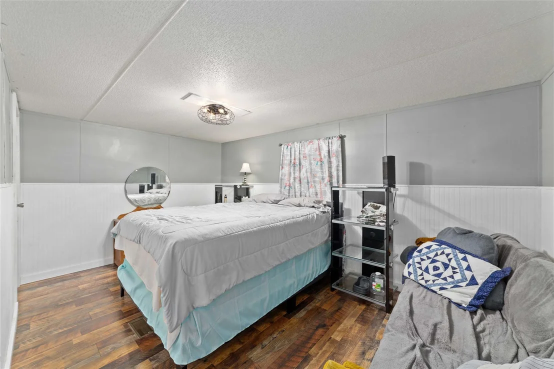 Photo of 4991 Thunderbird Drive
