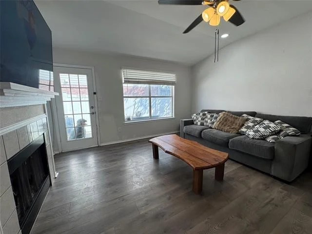 Photo of 4372 Onyx Drive