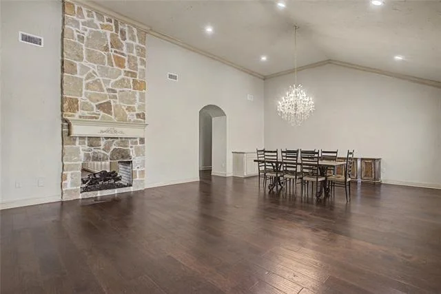 Photo of 6815 Hardwick Road