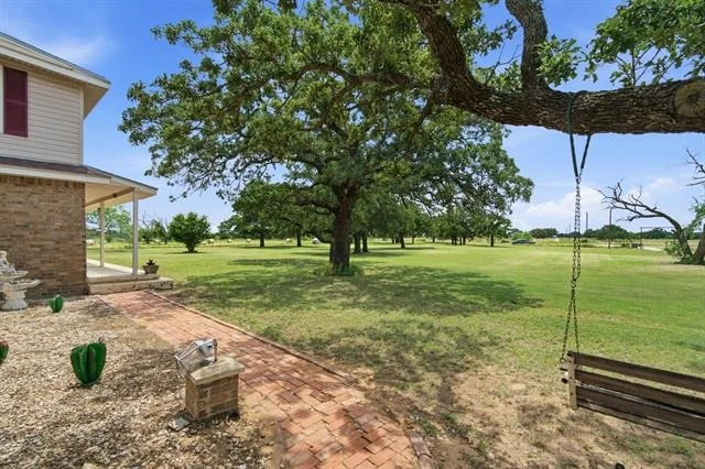 Photo of 618 Hwy 2731