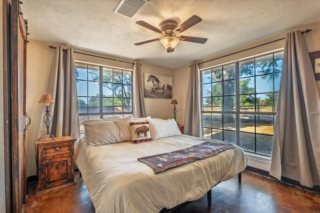 Photo of 820 Walker Lane