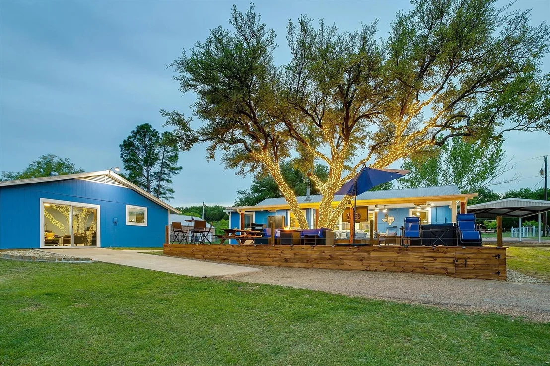 Photo of 520 Deer Trail