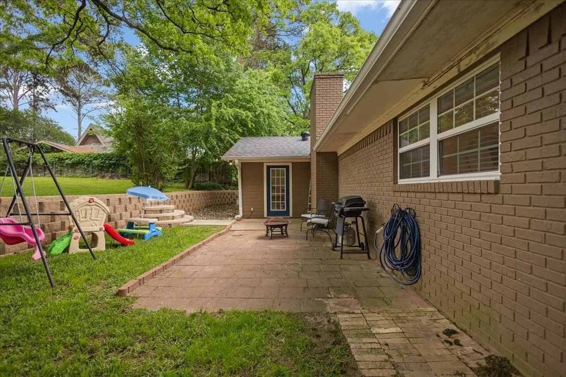 Photo of 1327 BRIDLE PATH Lane