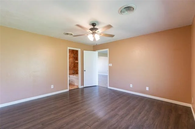 Photo of 427 Meadow Lane