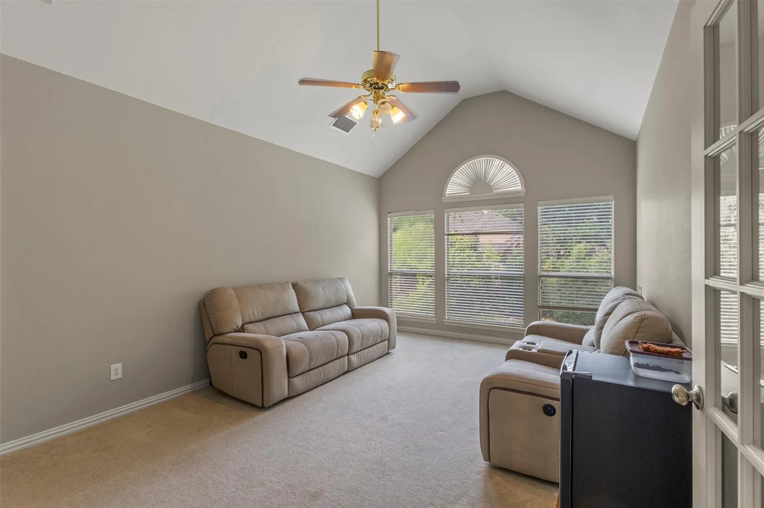 Photo of 1207 Conroe Drive