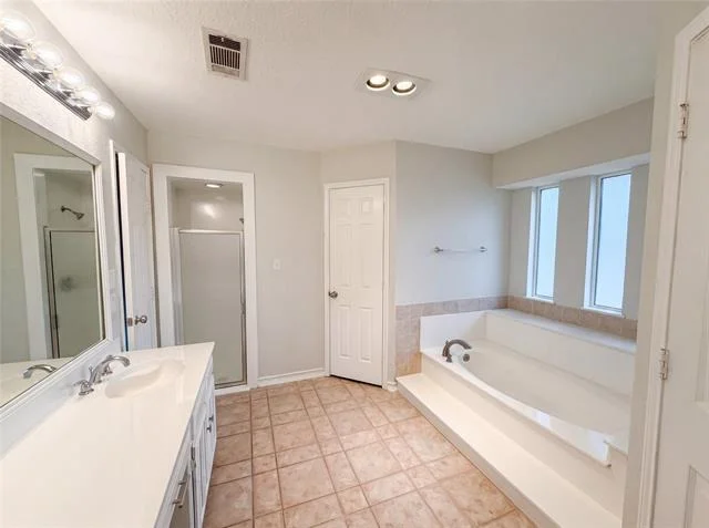 Photo of 2300 Ridgewood