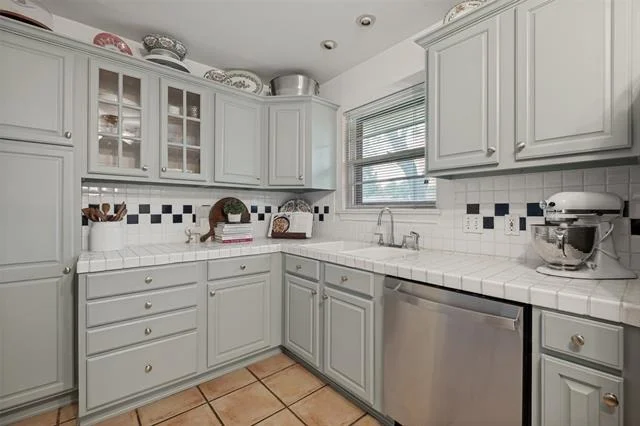Photo of 615 Lockwood Drive
