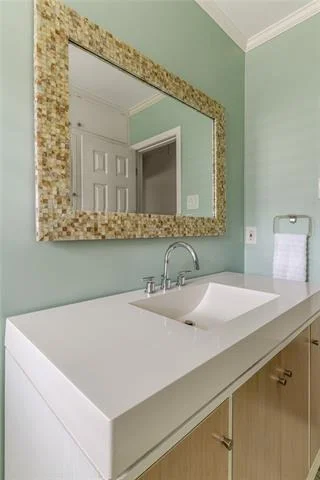 Photo of 6422 Dunstan Lane