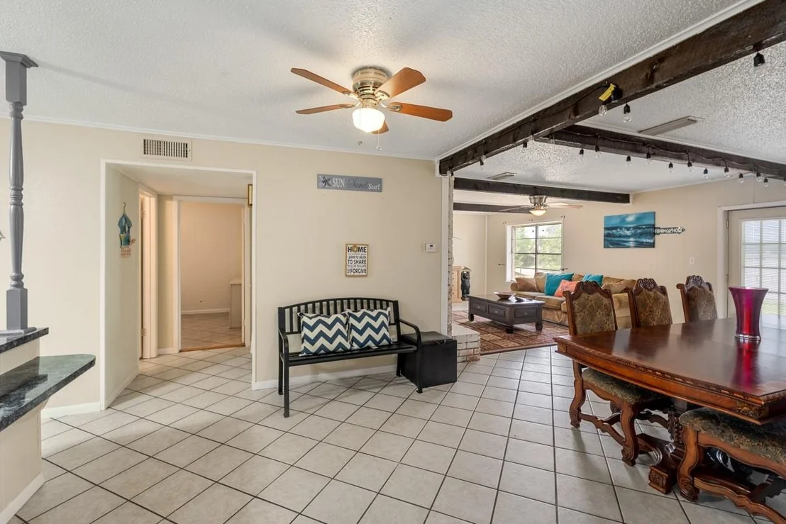 Photo of 100 W Oak Acres Drive