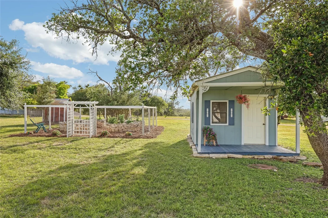 Photo of 13471 Cedar Valley Road