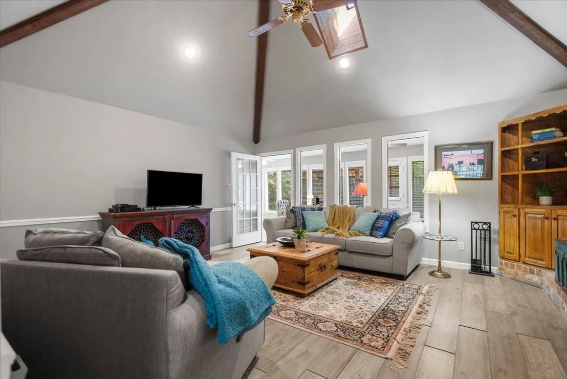 Photo of 241 Hideaway Lane Central