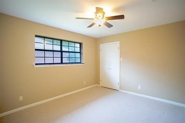 Photo of 812 Crestline Drive