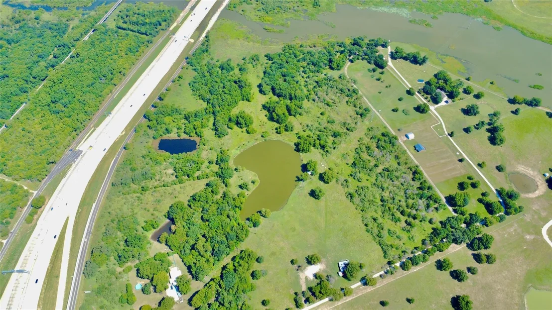 Photo of Unit E at 800 S 45 Highway