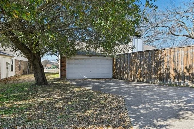 Photo of 1318 Oak Run Drive