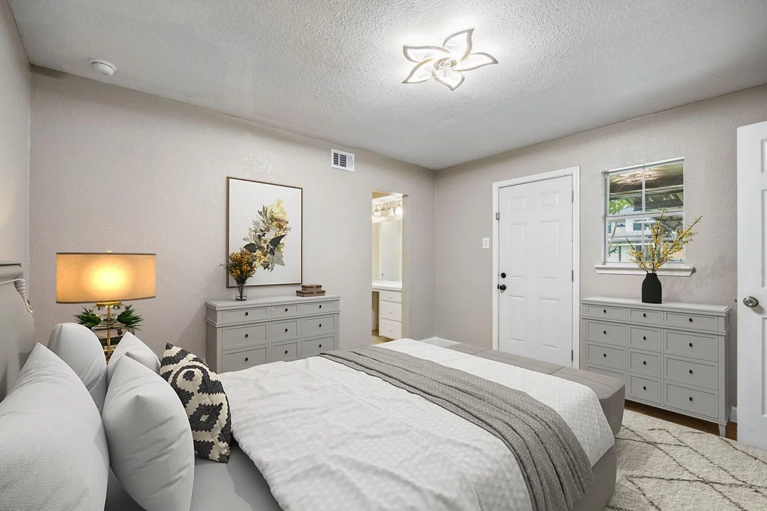 Photo of 3534 Royal Lane