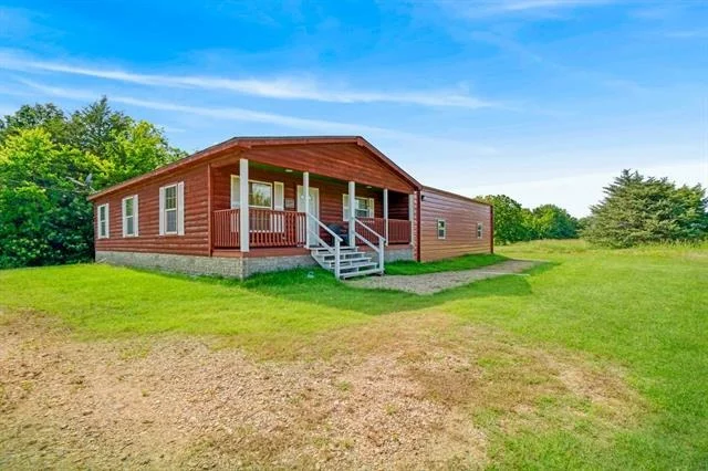 Photo of 1101 County Road 2810