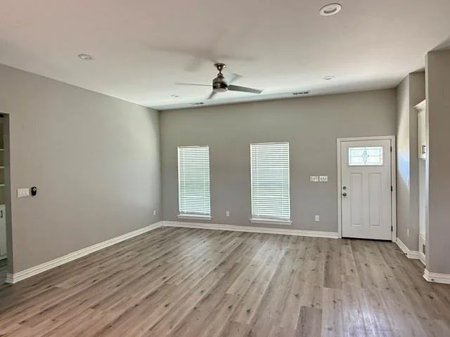 Photo of 2080 Newton Road