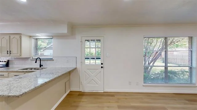 Photo of 2530 Robin Lane