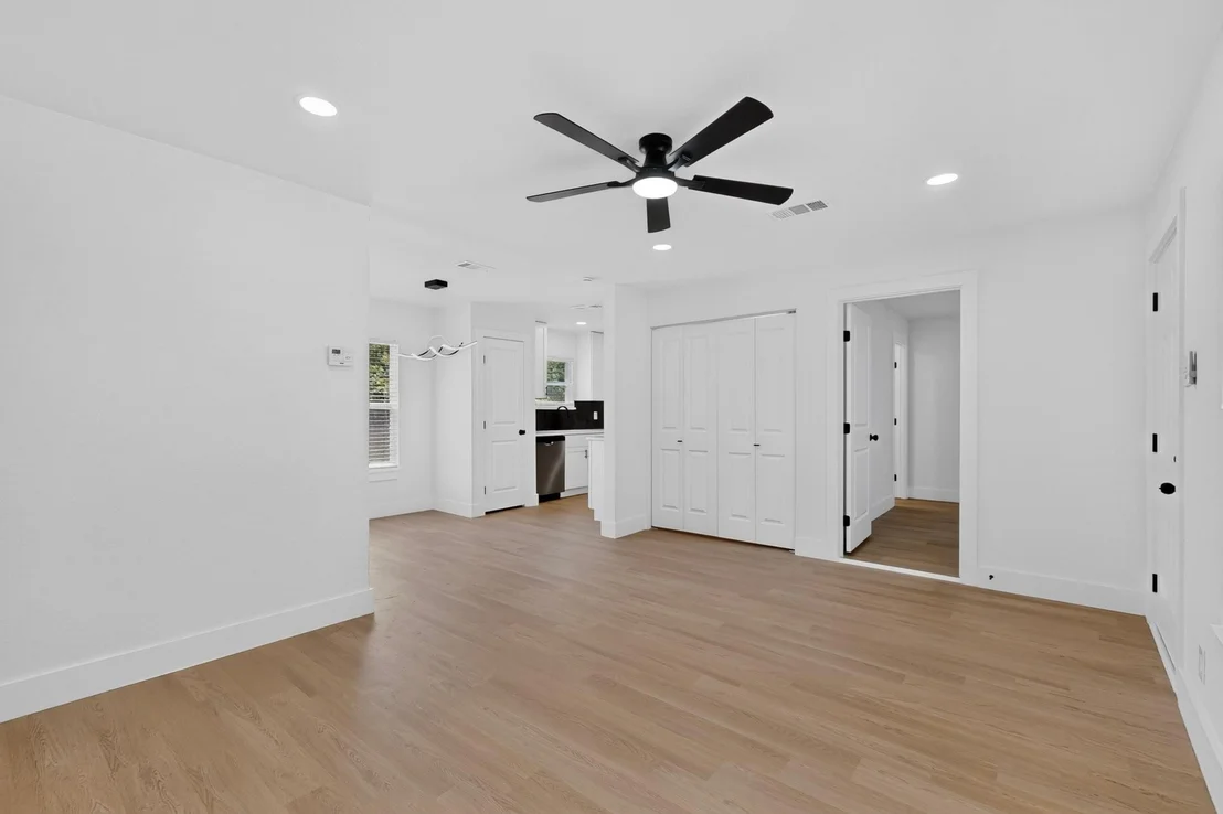Photo of 808 Lilac Drive