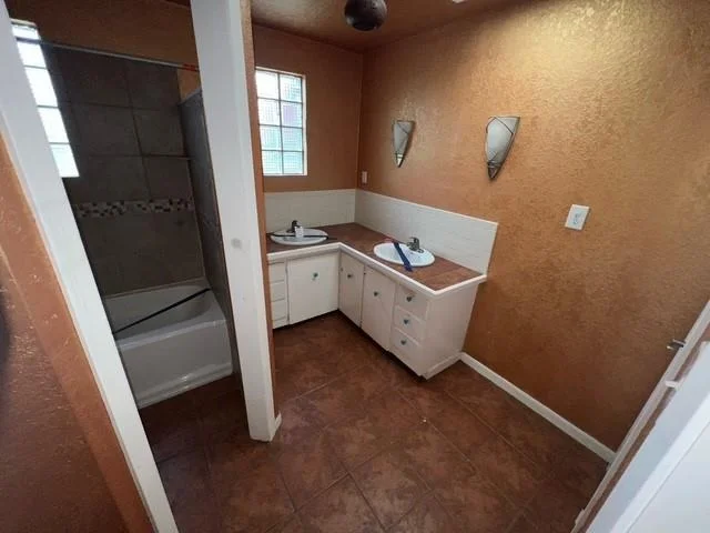 Photo of 817 Tanglewood Drive