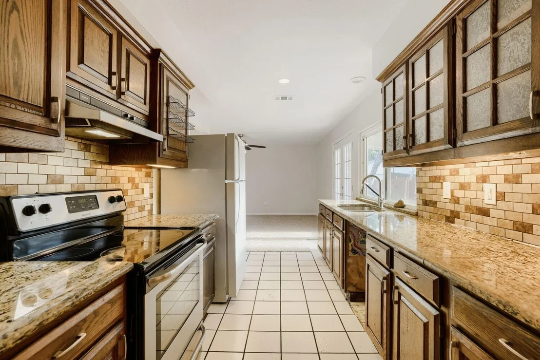 Photo of 1309 Whitehall Drive