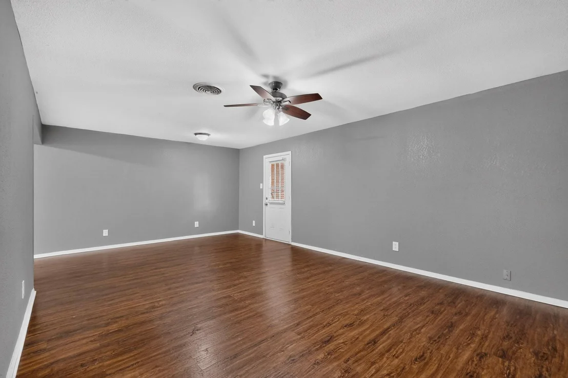 Photo of 101 Spinner Circle
