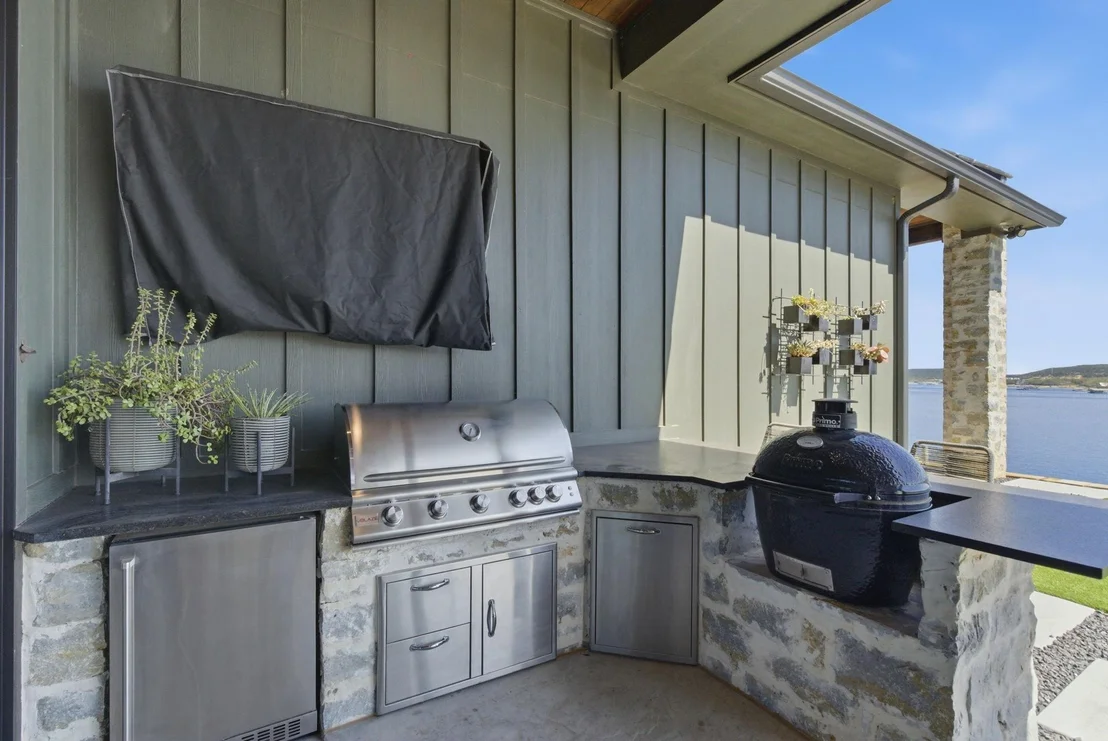 Photo of 5405 Edgewater Drive