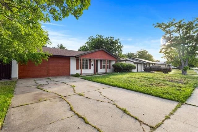 Photo of 2529 Syracuse Drive