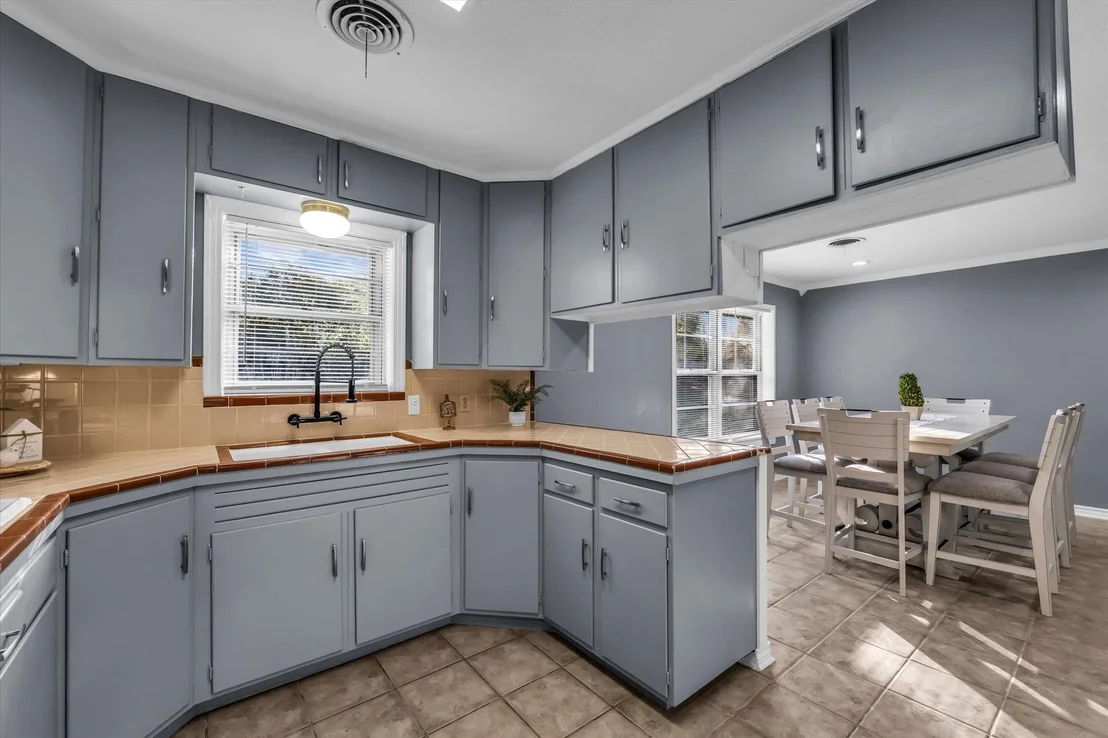 Photo of 605 Catalina Drive