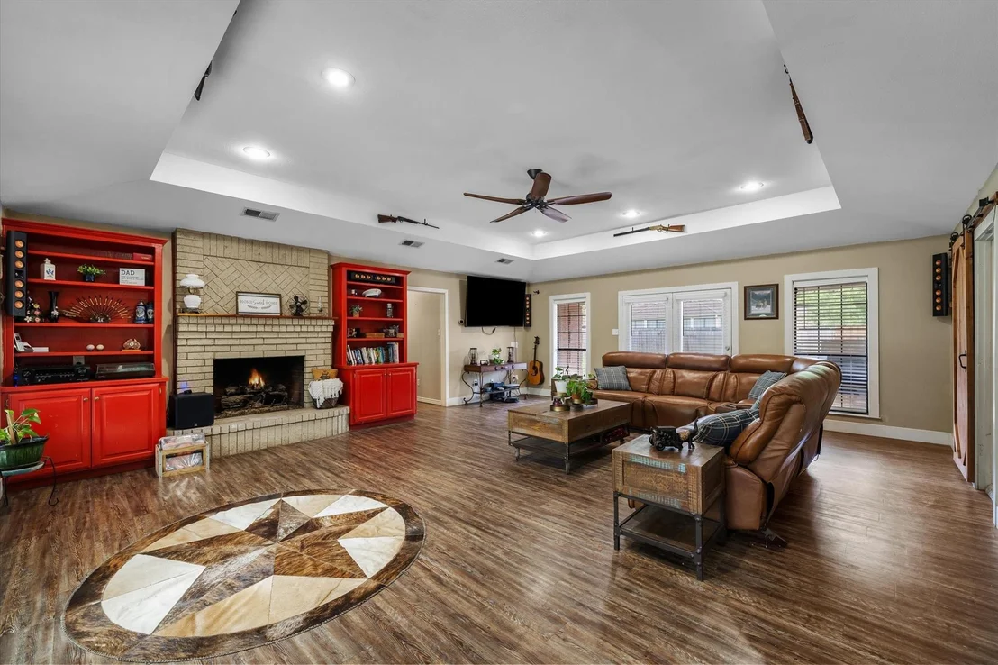 Photo of 163 Granada Square