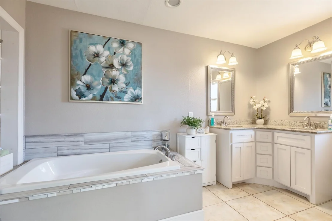 Photo of 1208 Lytle Way Circle
