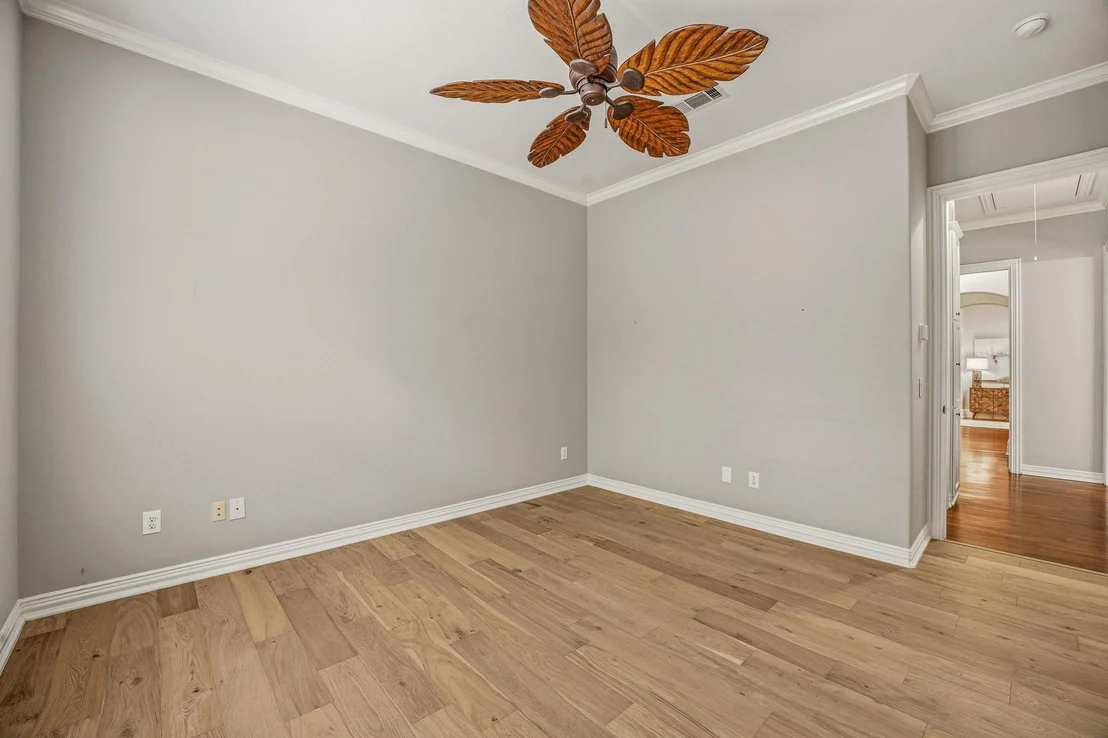 Photo of 6436 Valley Creek