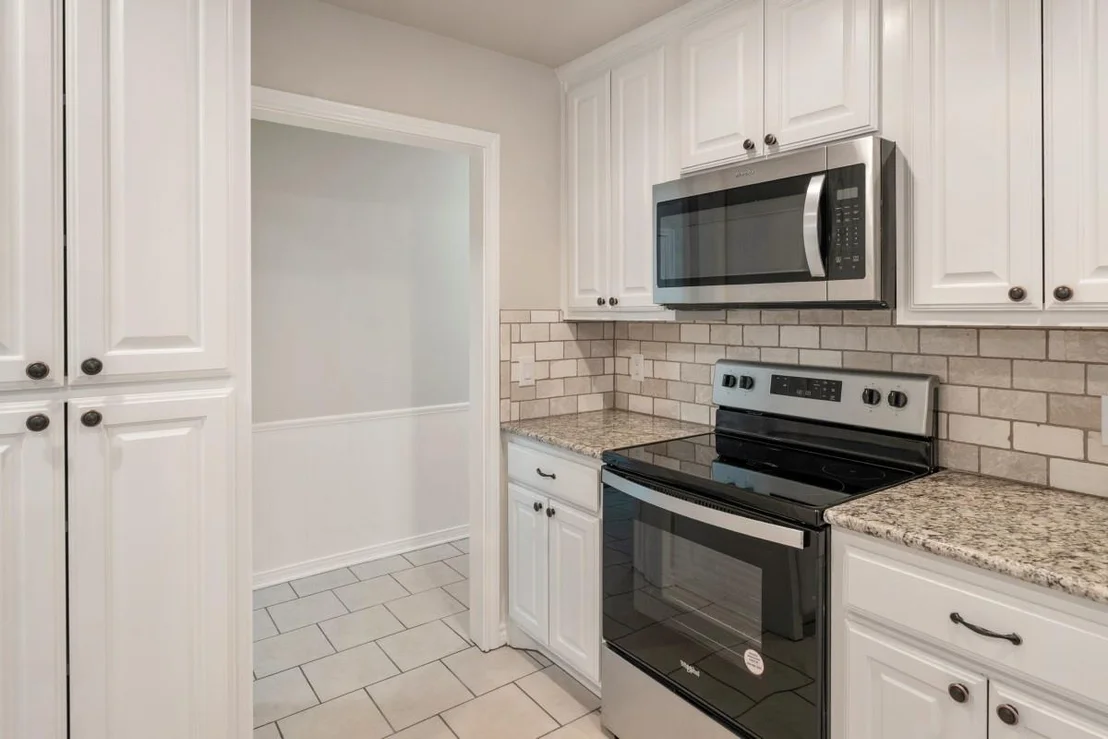 Photo of 1 Oakridge Circle
