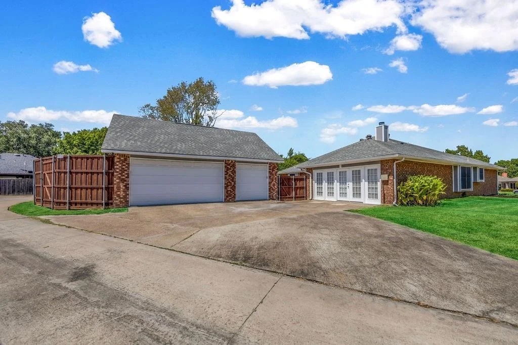 Photo of 4807 Alberta Circle