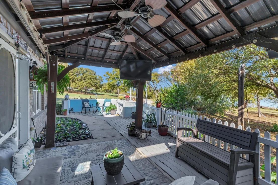 Photo of 560 Jay Street