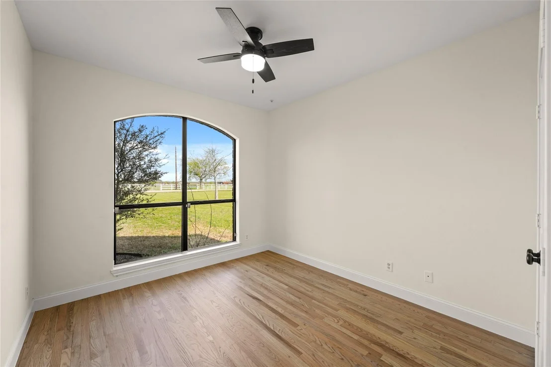 Photo of 7754 County Road 275