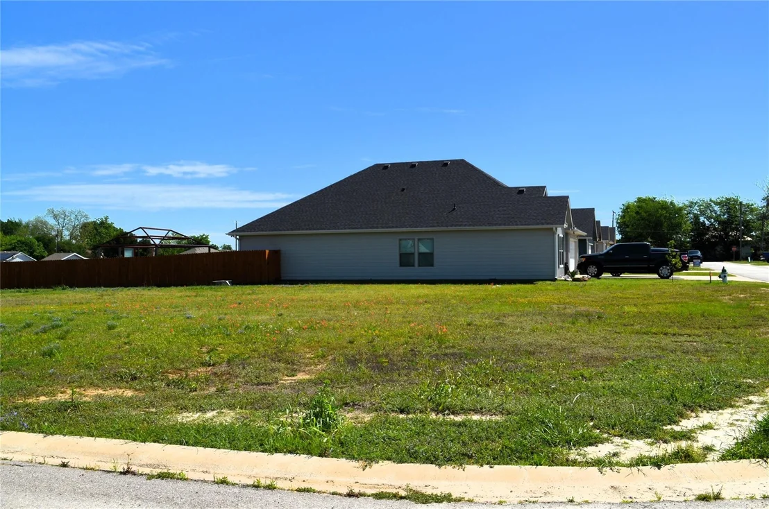 Photo of 341 Preston Road