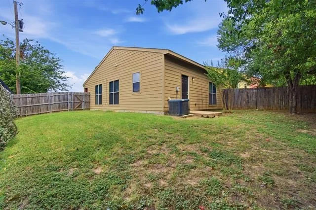 Photo of 206 River Rock Drive
